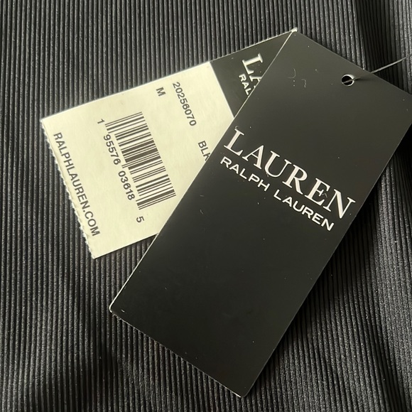 Ralph Lauren Rib Solids Cropped Mock Neck Rashguard - Picture 13 of 14